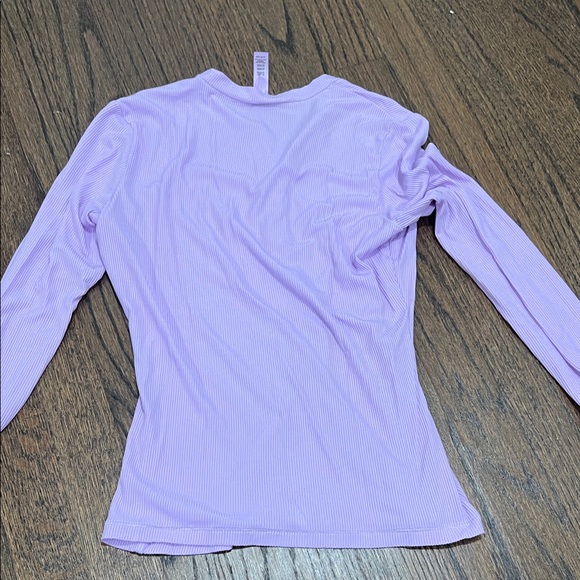 Skims Lavender Long Sleeve Henley Top - Picture 5 of 5